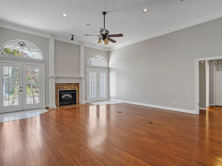 1419 Sweetgum Cir — Photo 9