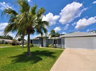 1799 Taymouth St NW, Palm Bay, FL 32907