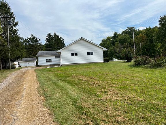 4th image of 15369 Beaver Pike