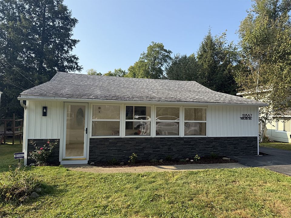 1st image of 11867 Highland Ave