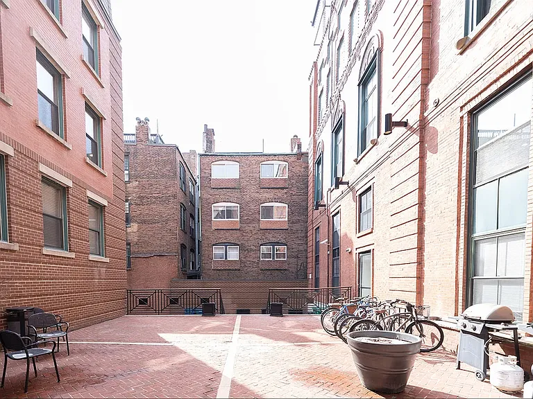 1661-1663 N Washington St #505 — Photo 16