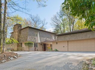 363 S Sequoyah Ln, Brevard, NC 28712