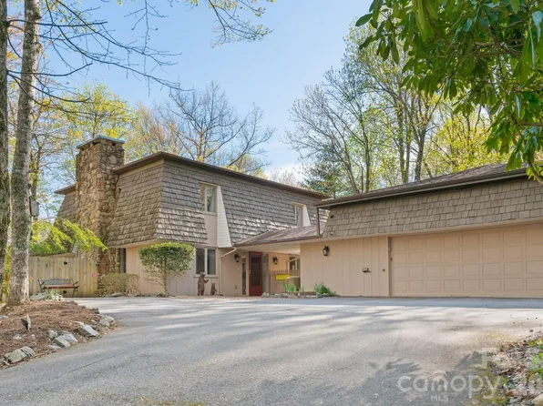 363 S Sequoyah Ln, Brevard, NC 28712