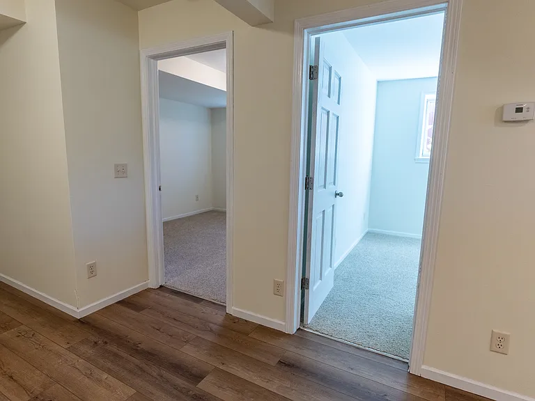 328 W Main St #B — Photo 12