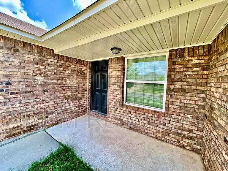 2920 Cider Mill Ln — Photo 5