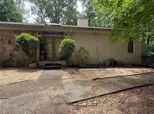 170 River Court Pkwy, Sandy Springs, GA 30328