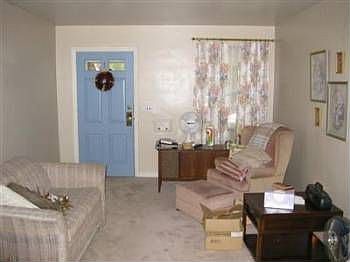 5th image of 8452 Wicklow Ave