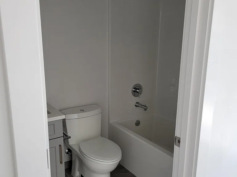 18518 96th Dr NE #D — Photo 24