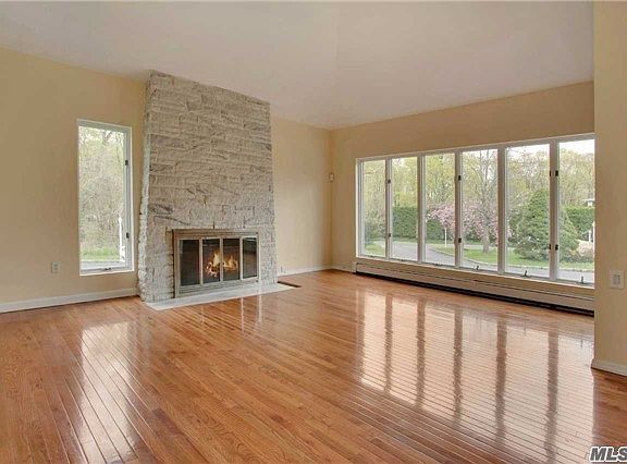 5th image of 5 Woodfield Ln