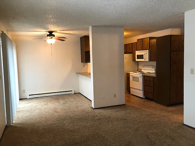 Alderwood Apartments — Photo 10