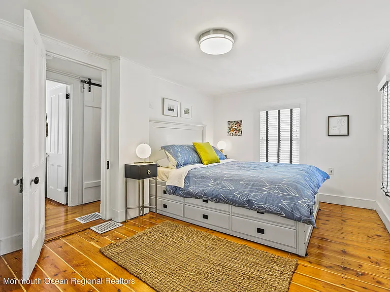 124 Heck Ave — Photo 23