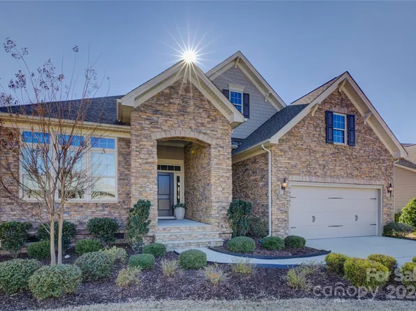 14901 Creeks Edge Dr, Charlotte, NC 28278