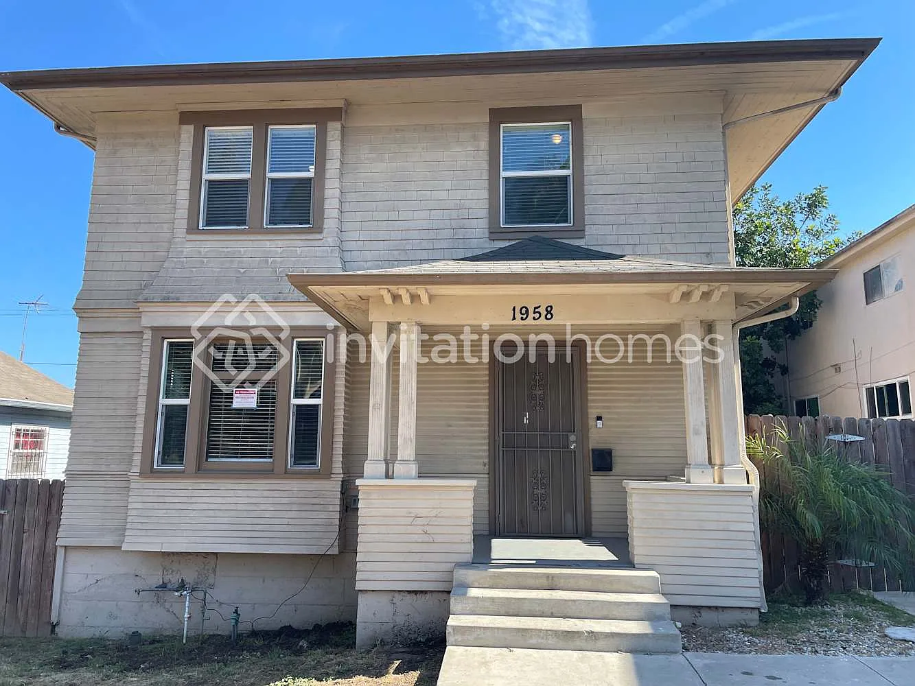 1958 W 22nd St Los Angeles, CA 90018 — Photo 1