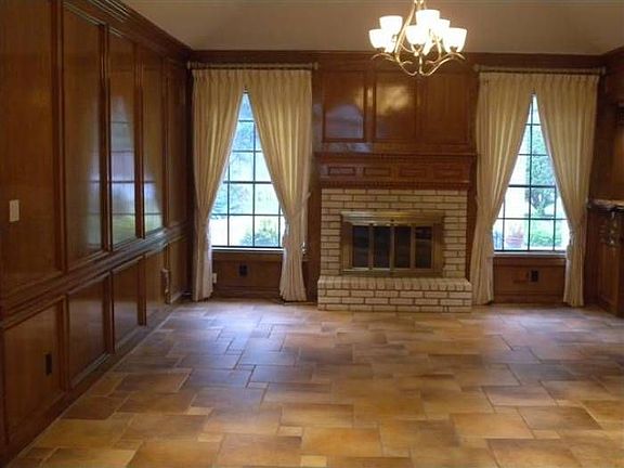 Den/family room