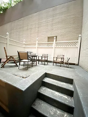 Rented by MOTION New York | media 5