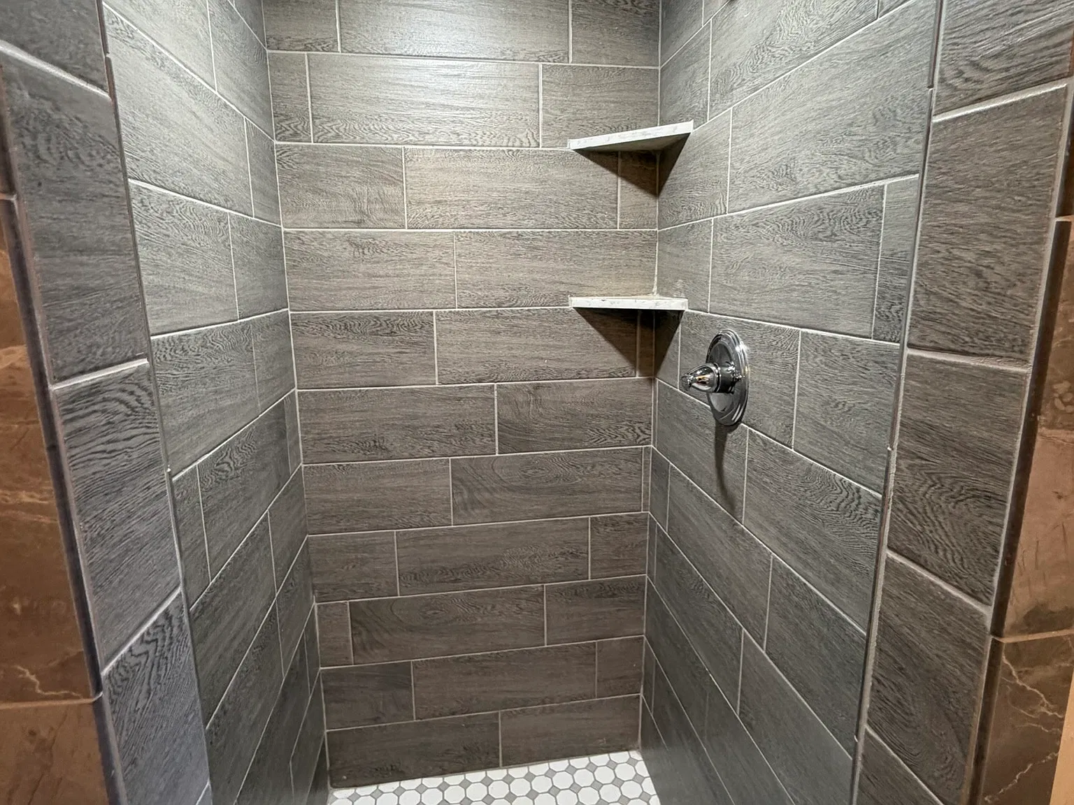 3 bed, 2.5 bath, 1200 sqft, $1,100 — Photo 3
