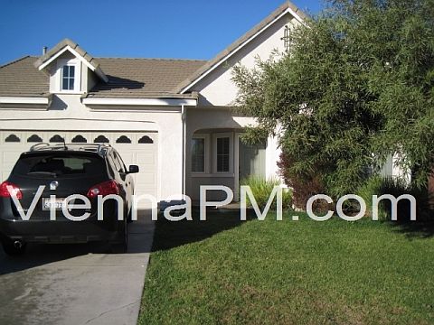 1st image of 421 Winter Garden Ave