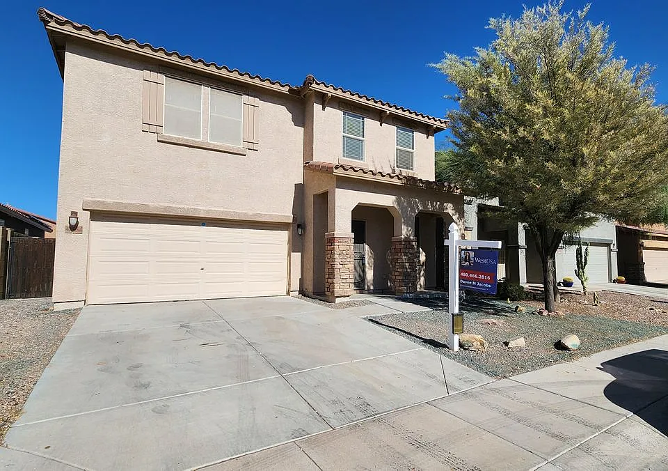 42564 W Palmyra Ln
