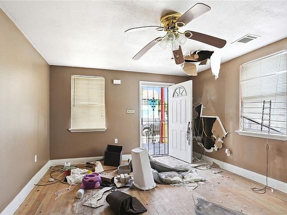 3rd image of 2548-50 N Galvez St