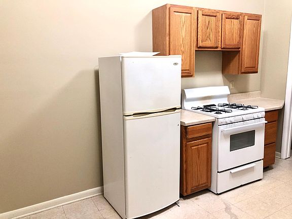 2nd image of 124 Beck Ave APT 1