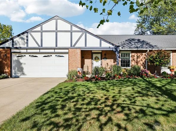 343 Kristina Ct, Centerville, OH 45458