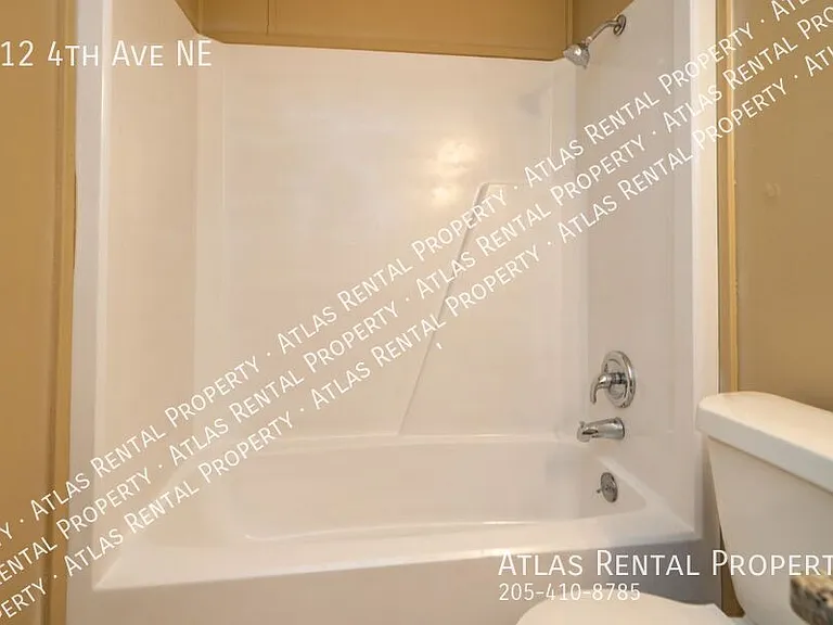812 4th Ave NE — Photo 26