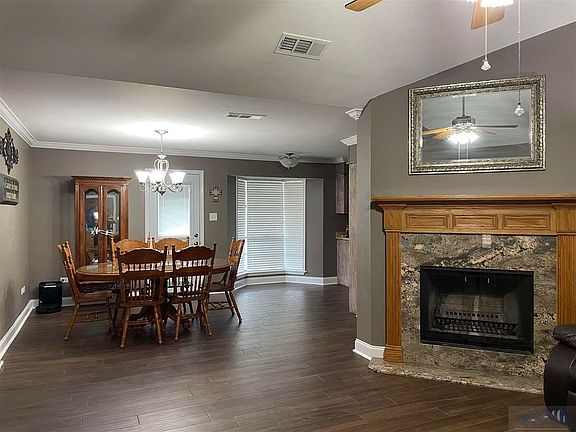 4th image of 105 Tiger Den Dr