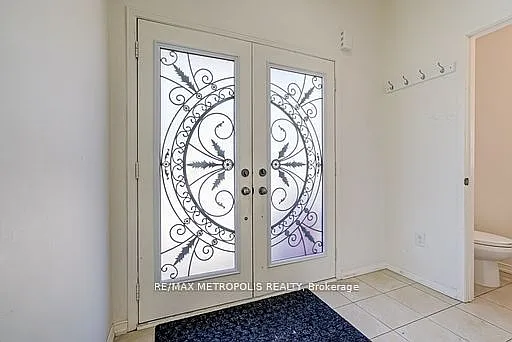 4 bed, $3,300 — Photo 3