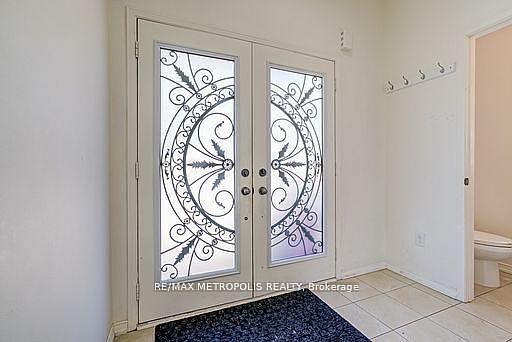 3rd image of 55 Formosa Ave