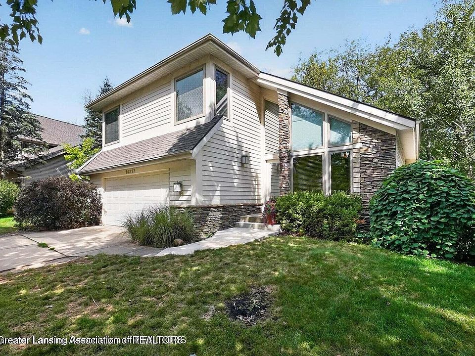 1st image of 16817 Cedarbrook Dr
