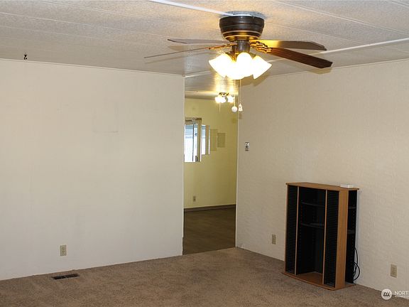 3rd image of 1357 Brooklyn Dr
