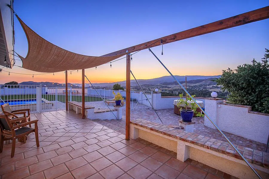 9175 Yucca Hills Rd — Photo 4