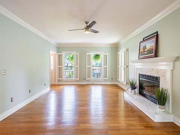 4th image of 5567 Gallatin Ln