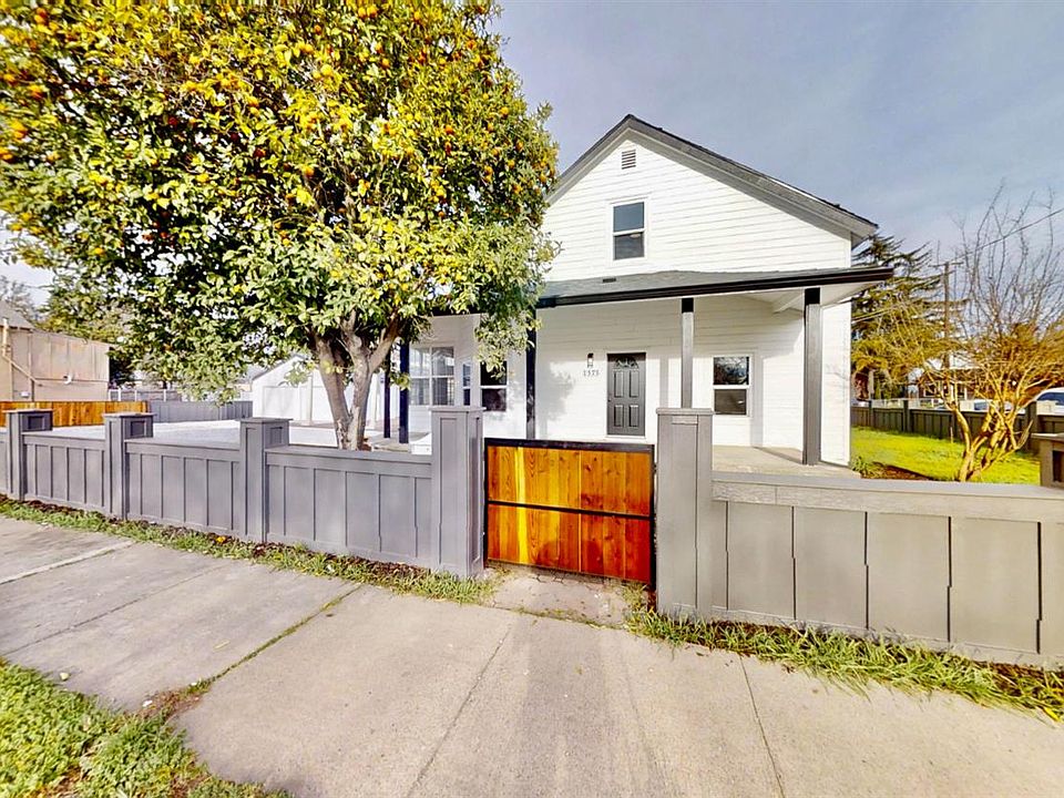 1st image of 1575 6th Ave
