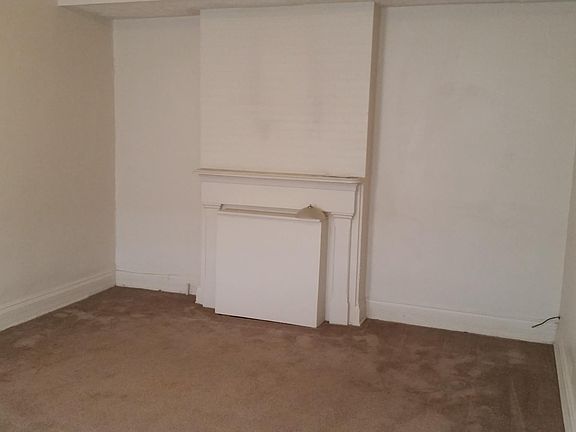 5th image of 510 Main St APT 1