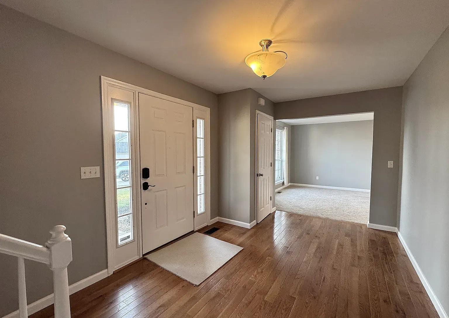 4 bed, 2244 sqft, $2,900 — Photo 4
