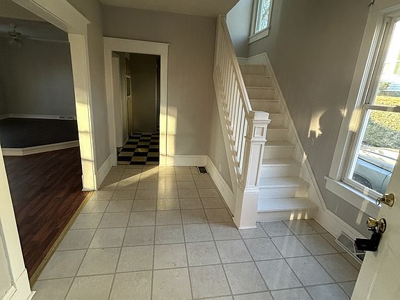 2nd image of 427 N Liberty St