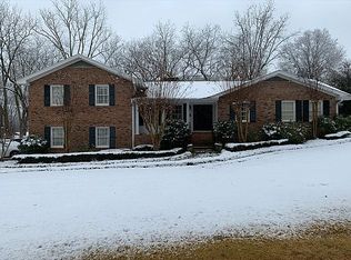 144 Oak Dr, West Point, MS 39773