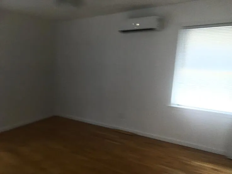 111 Lionel Ln #B — Photo 3