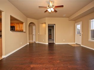805 E Southern Trace Dr, Rogers, AR 72758