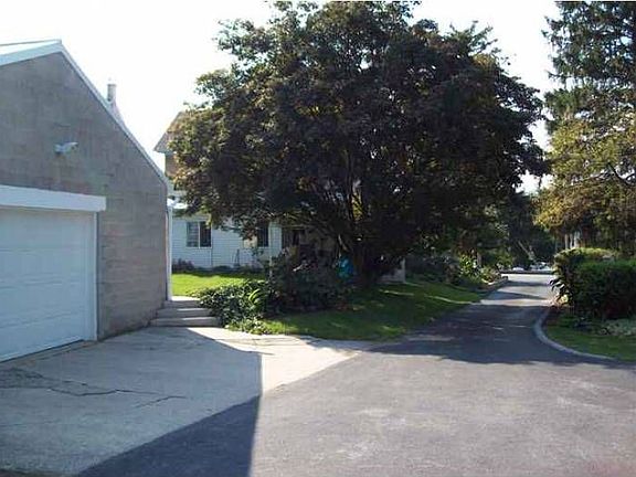 2 Car Garage