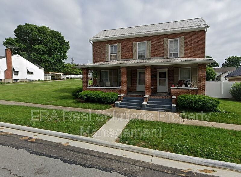 1st image of 148 E South St