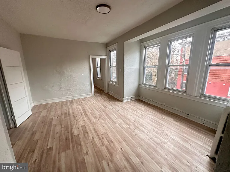 4950 Walnut St #2 — Photo 1