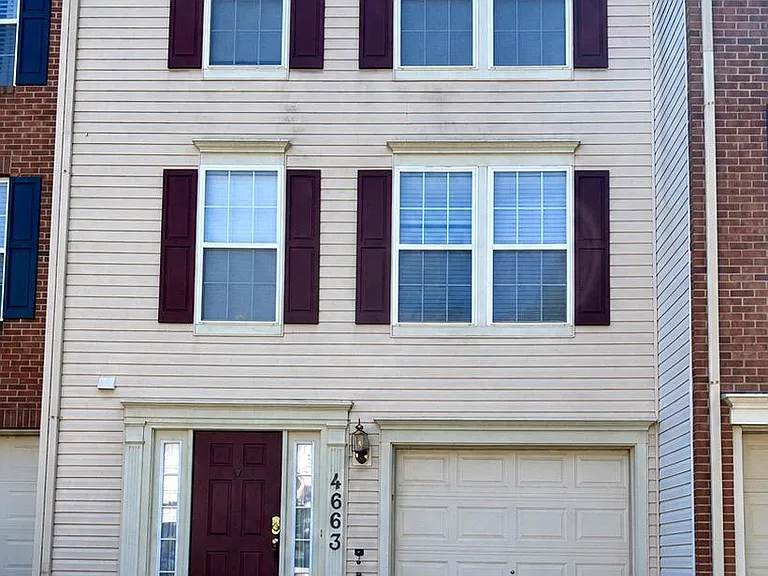 4663 Weston Pl — Photo 1