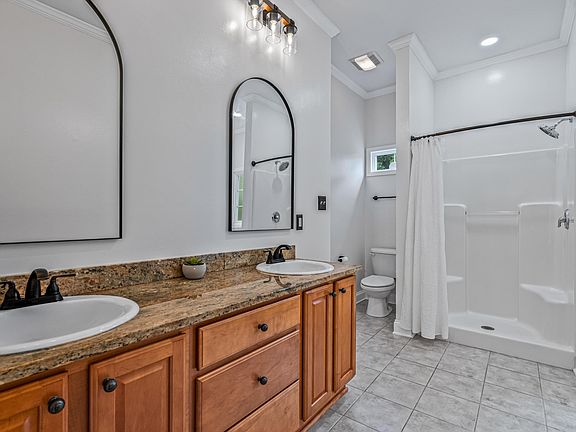5th image of 2623 River Bluff Ln