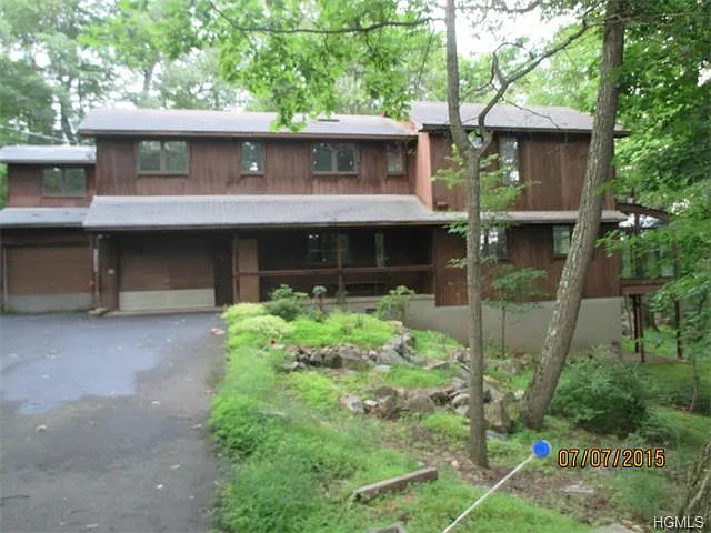 18 Ridgetop Dr photo 1
