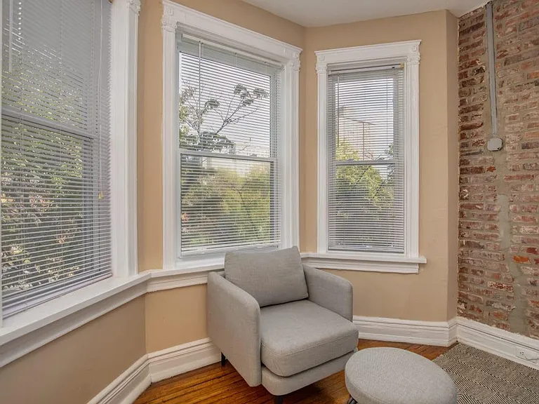 Lyndon Apartment — Photo 13