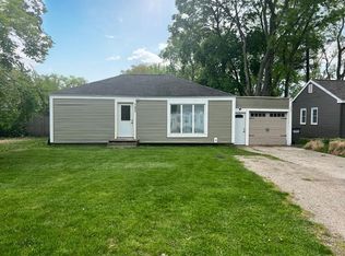 157 1st Ave, Norton Shores, MI