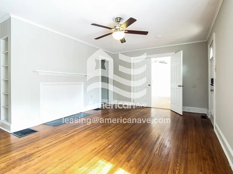 14485_003_wm_-_living_room_13157864.jpg