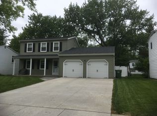 637 Dussel Dr, Maumee, OH 43537